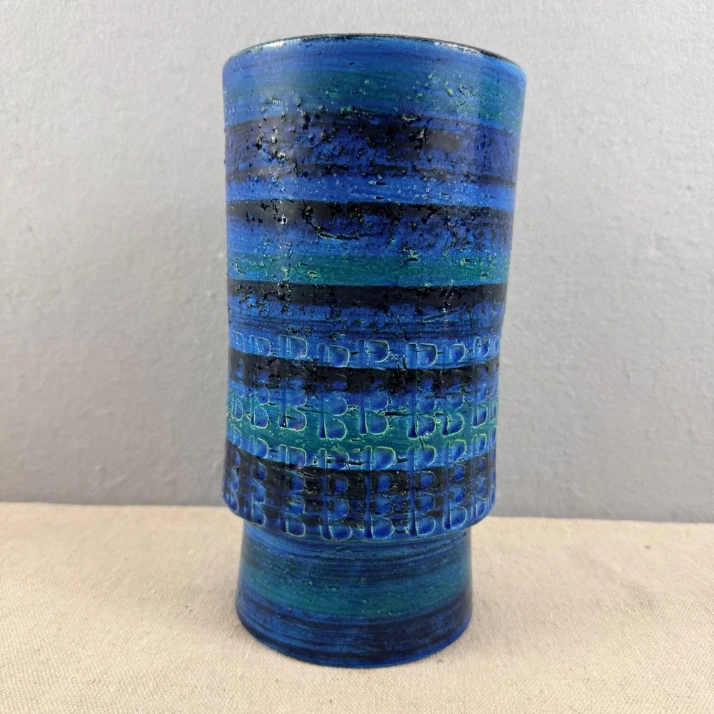 Vintage Bitossi Rimini Blue Vase Aldo Londi Italy MCM Art Pottery 9.5